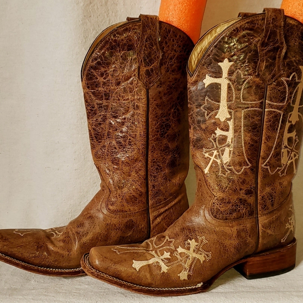 Leather boots